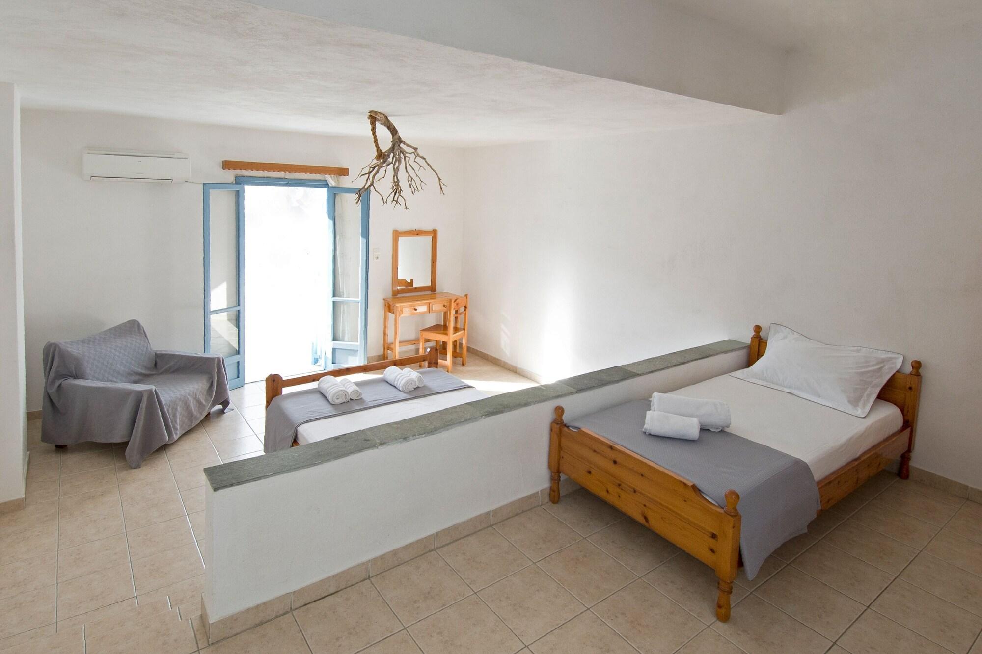 Perigiali Rooms Agali Bagian luar foto